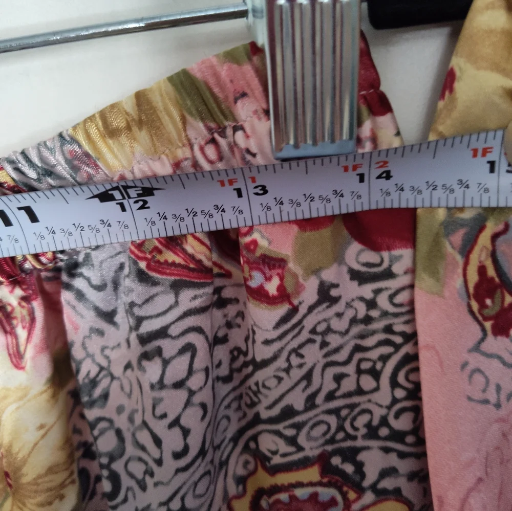 Delicates Tall Medium Pajamas Luxurious Silky Elegant Feel Modest Comfy EUC